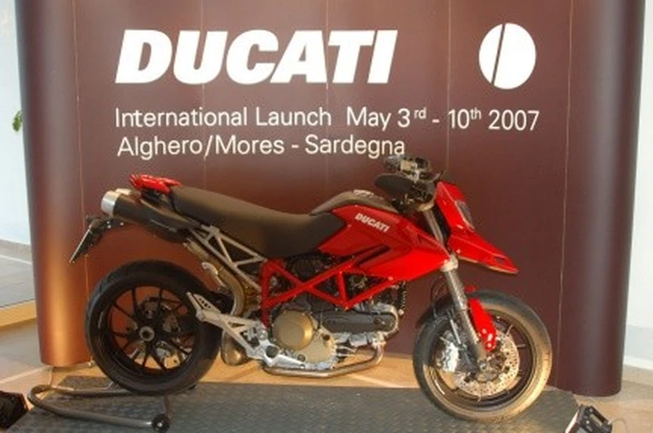 Prova Ducati Hypermotard