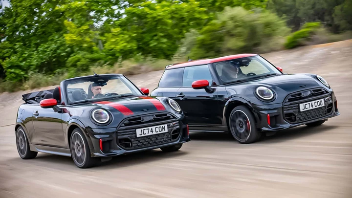 Nuove MINI John Cooper Works: potenza e sportività tornano in versione termica