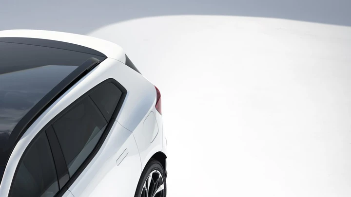 Polestar 4 SUV debutta il 2 settembre: più spazio e fino a 630 km di autonomia