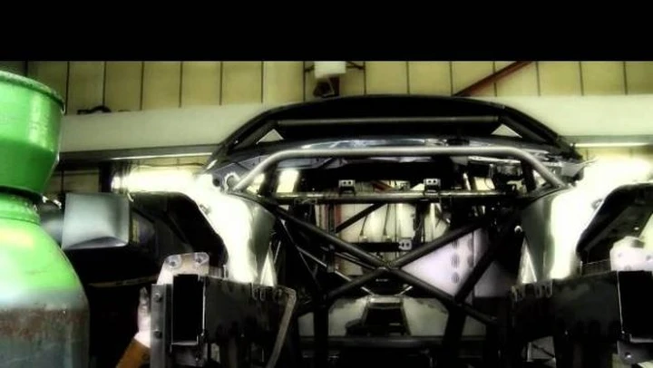 Video Nissan Juke R