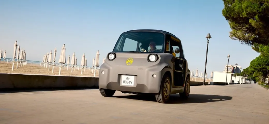 Citroen premia i neodiplomati con degli sconti irresistibili per la piccola Ami