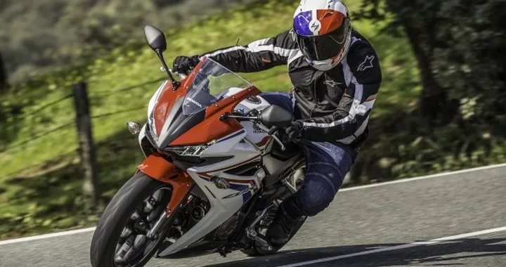 Honda CBR500R M.Y. 2015: primo contatto