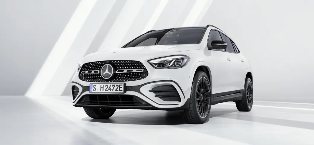Nuovo Mercedes GLA: debutta in Italia con prezzi da 42.257 € [FOTO]