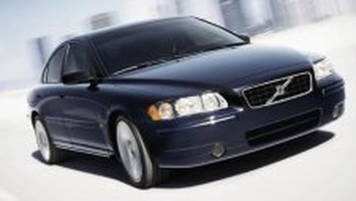 Volvo: fuori la S60, arriva una monovolume ?