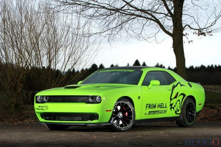Dodge Challenger SRT Hellcat: nuove foto ufficiali