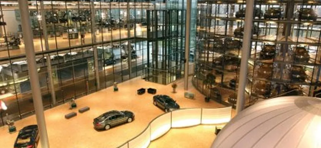 Tour della fabbrica trasparente Volkswagen