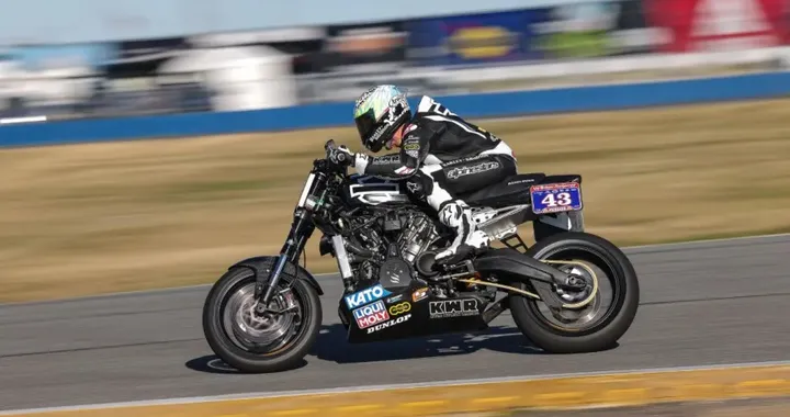 Harley-Davidson Pan America Super Hooligan: l’adventure che diventa special da pista