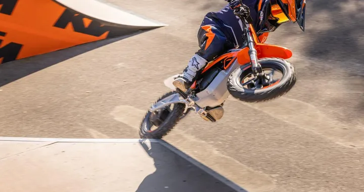 KTM SX-E 2 2024: la nuova full electric per chi muove i primi passi nell’off-road