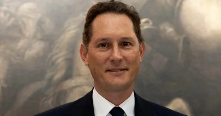 Stellantis e Renault verso la fusione? Elkann risponde al quesito