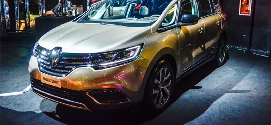 Renault Espace 2015: prezzi, foto e caratteristiche