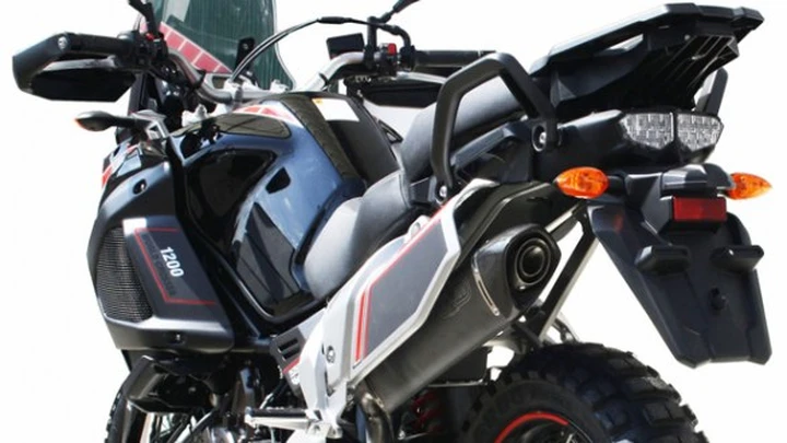 Exan: scarico X-Black conico e ovale per Yamaha Super Teneré 1200