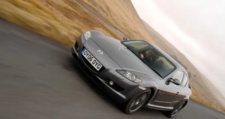 Mazda RX-8 PZ, solo per gli inglesi...