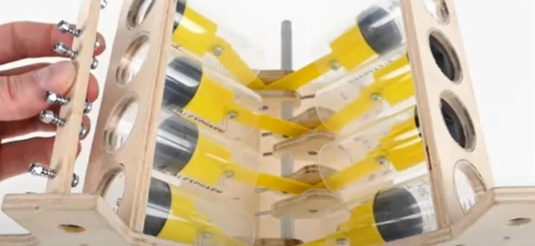 Come costruirsi un motore V8 in scala... usando le siringhe [Video]