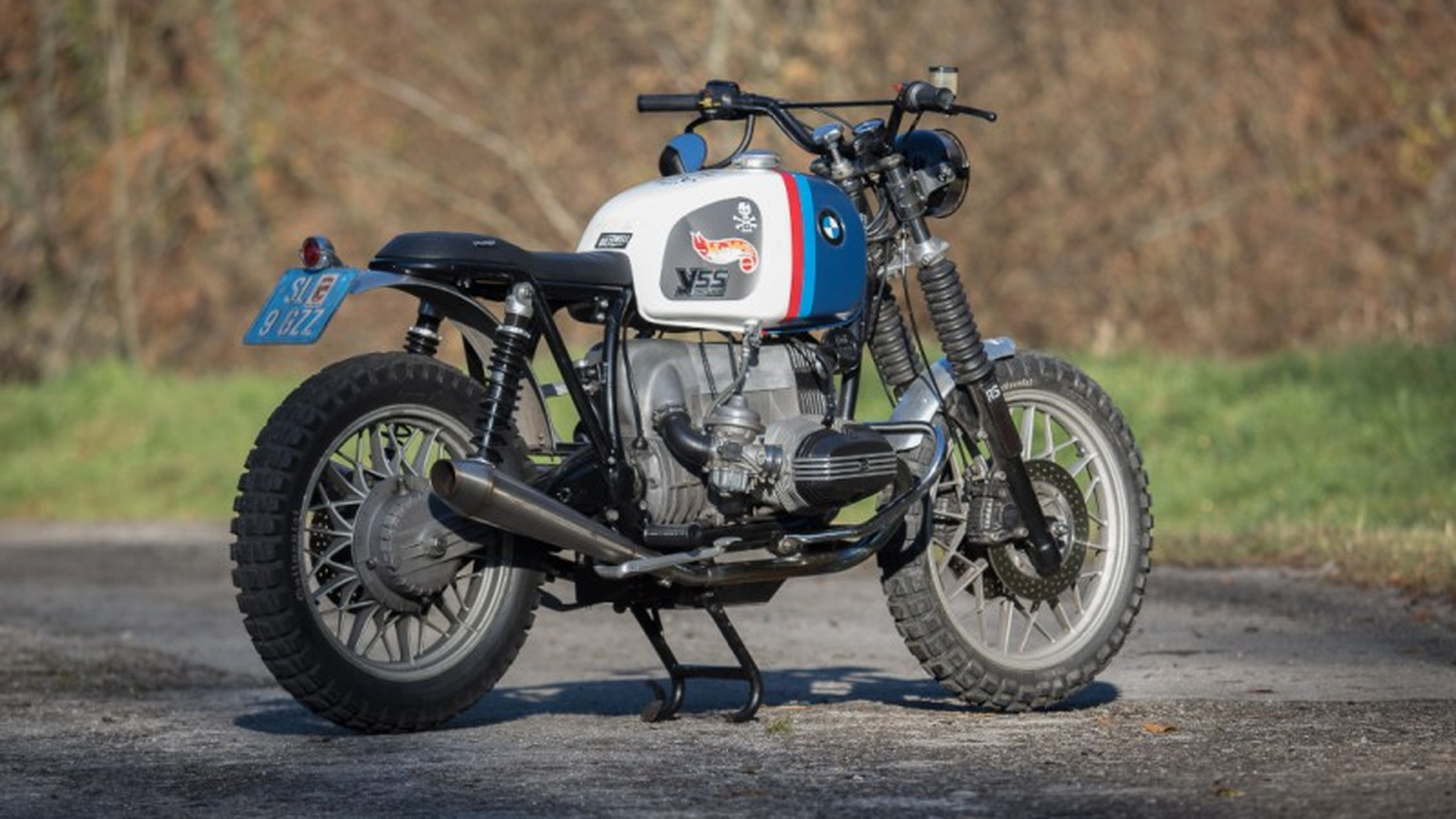 BMW R100RS 1982: Ila scrambler con il Boxer che sfida lo sterrato