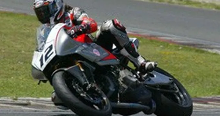 Italiano Supertwins: NCR Corse vince la gara di Varano