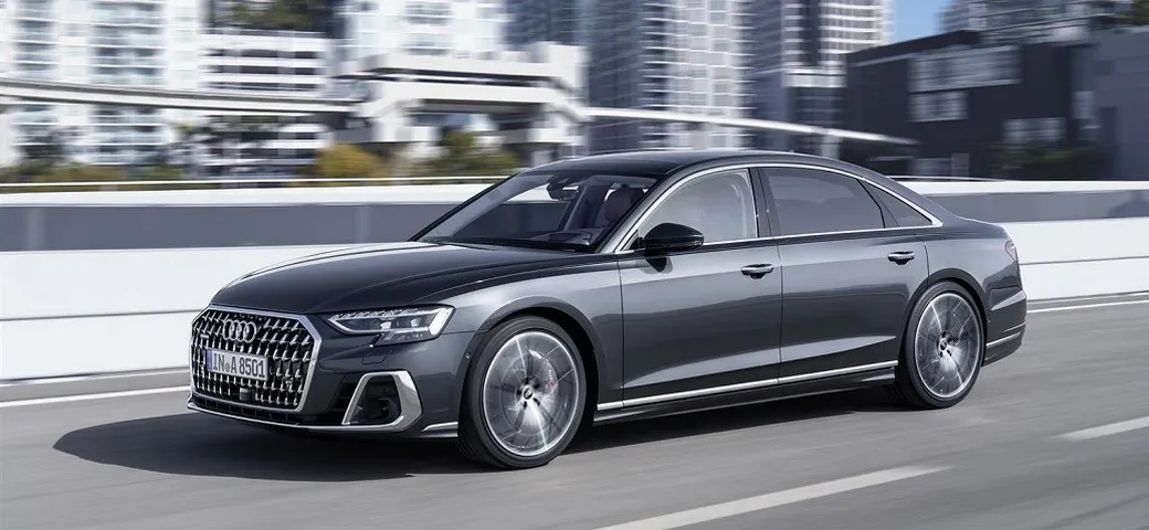 Audi A8 restyling 2022: novità, motori, prezzi, allestimenti
