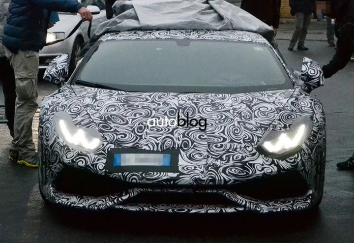 Lamborghini V10: nuove foto spia