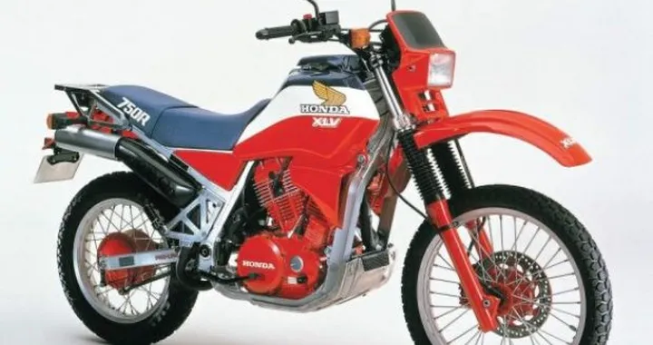 Amarcord: Honda XLV 750R