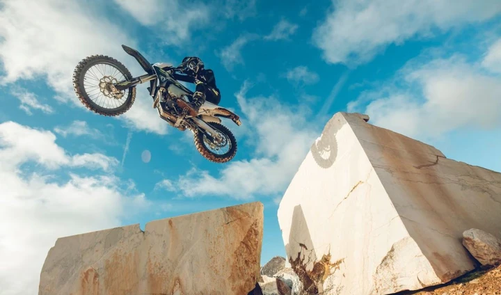 ingrandisci immagine