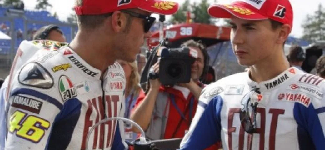 Indianapolis: Rossi favorito, Mission Impossible per Lorenzo
