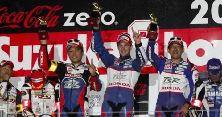 8 Ore di Suzuka 2012: Jonathan Rea regala il trionfo alla Honda
