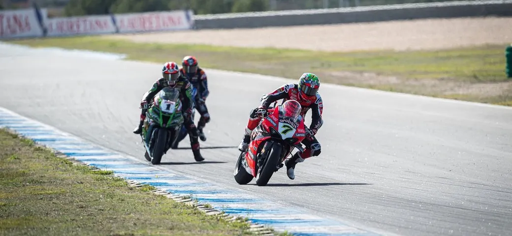 SBK Estoril 2020: Davies lascia Ducati con una vittoria in Gara 2
