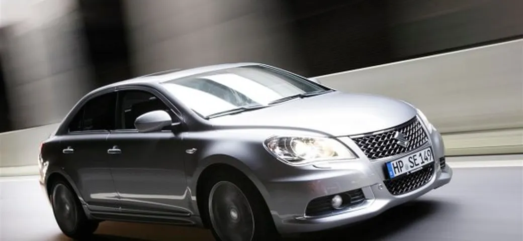 Suzuki Kizashi in Italia da 27.800 Euro
