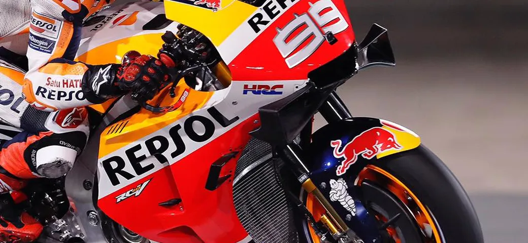 MotoGP: Lorenzo, rottura della costola