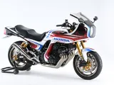 Una moto, sei cilindri, tre anni di passione: la CBX1000 RCM-688 è realtà
