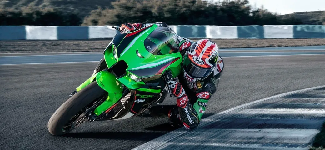Kawasaki Ninja ZX-10R e Ninja ZX-10RR 2021: svelati i prezzi