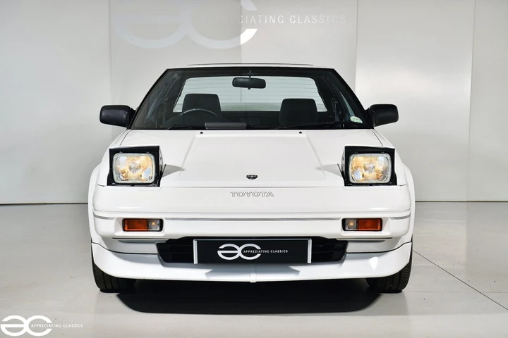 Toyota MR2: in vendita un esemplare con soli 2.200 km