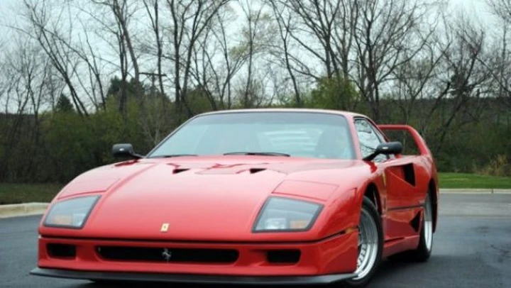 Ferrari F40: una replica su ebay a 30 mila dollari