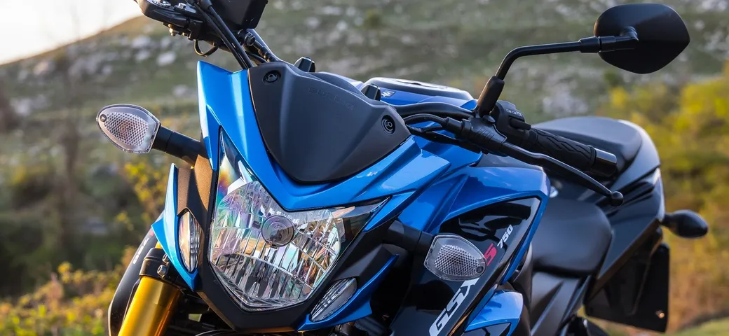 Suzuki GSX-S 750 ABS: il nostro test su strada