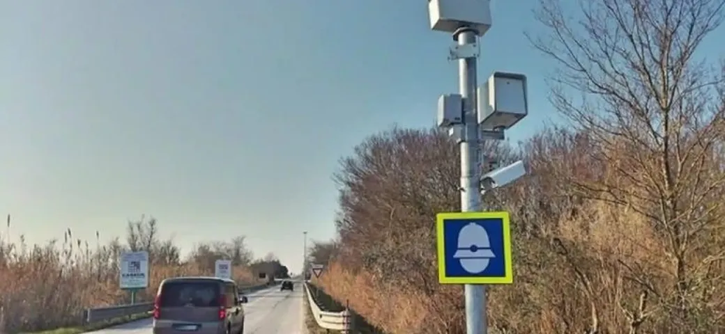 Annullata multa per automobilista a 255 km/h, l'autovelox non era omologato