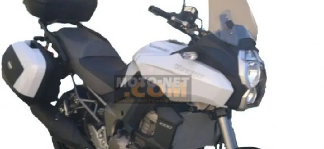 Foto spia: in arrivo la Kawasaki Versys 1000?