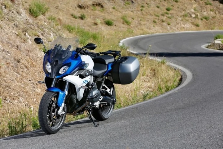 BMW R 1200 RS 2015 disponibile dal 16 maggio a 14.650€
