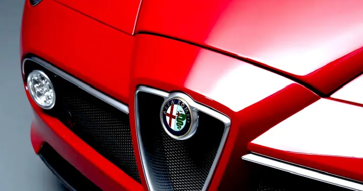 Due Alfa Romeo 8C a chilometri zero all’asta: occasione unica per i collezionisti