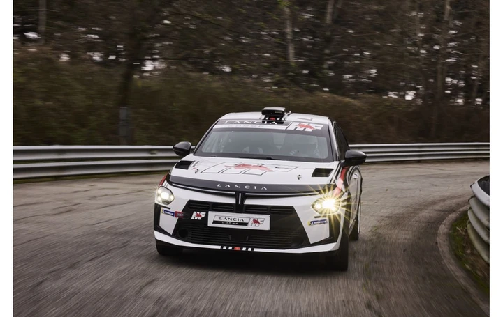 Lancia Delta S4, quarant'anni dopo rivive nella Ypsilon Rally4 HF