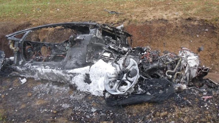 Lamborghini Aventador prende fuoco: in gravi condizioni Flavio Pierleoni