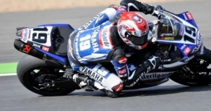 SBK a Portimao: Fabrizio campione in gara2, Spies campione nel mondiale