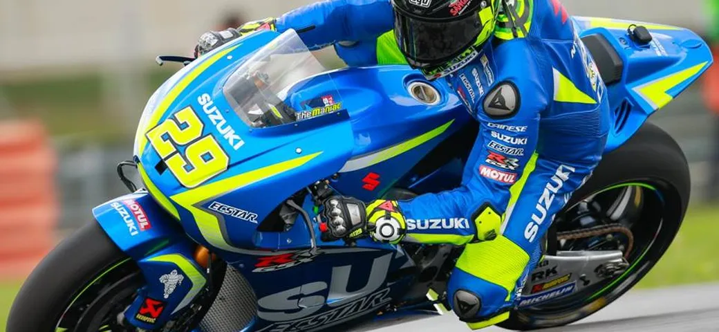 MotoGP, Iannone e Rins a Sepang [Video]