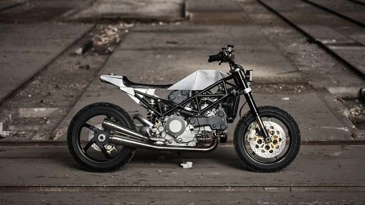 Ducati Monster S4R 