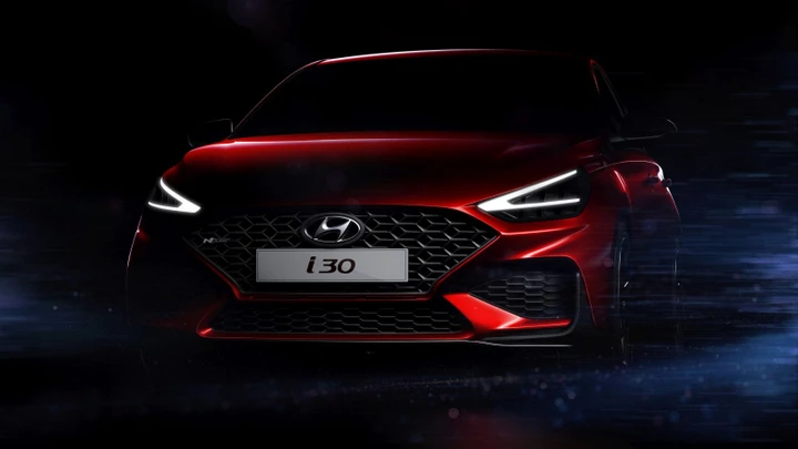 Nuova Hyundai i30: primi teaser della versione restyling