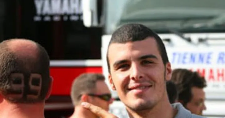 Luca Scassa "scende" in Supersport con il team ParkinGO Triumph BE1 Racing