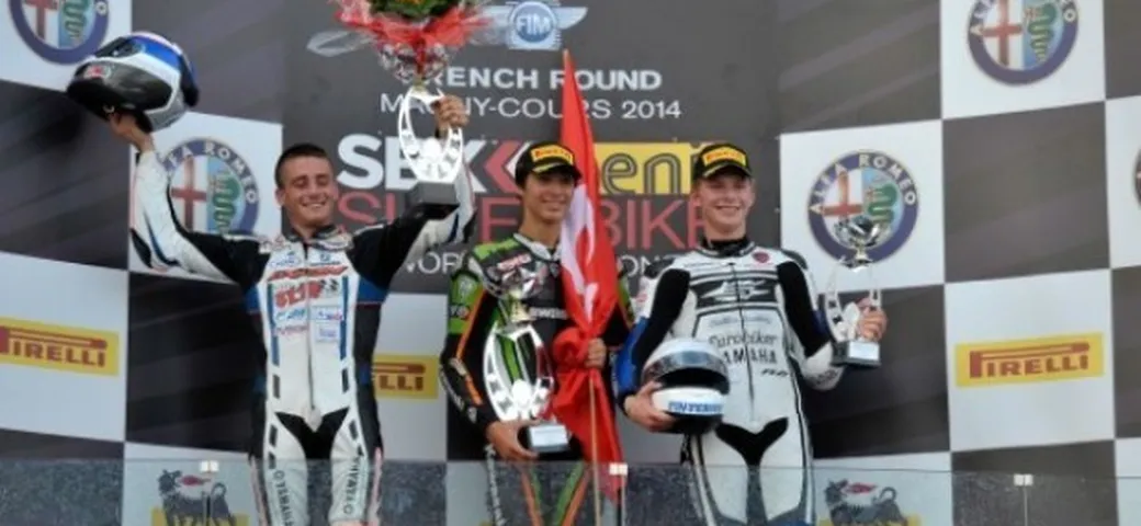 Superstock 600 Magny Cours 2014: vince il debuttante turco Razgatioglu, out Faccani