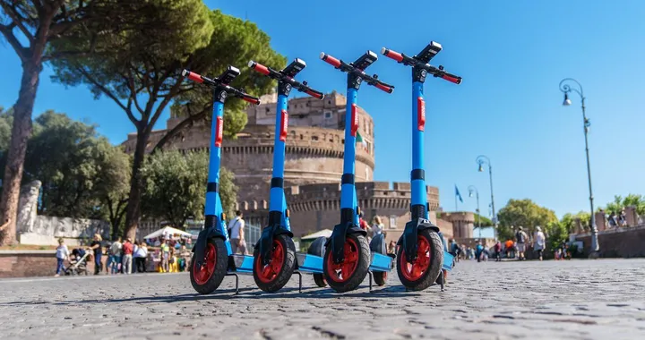 Dott fornirà per altri tre anni i monopattini elettrici in sharing a Roma