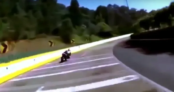 Terribile incidente in moto in Messico [Video]