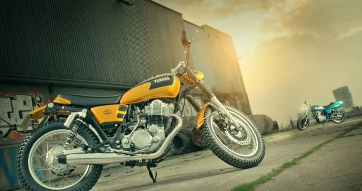 Yamaha Yard Built a EICMA: SR400 Stallion e Bronco by Kedo