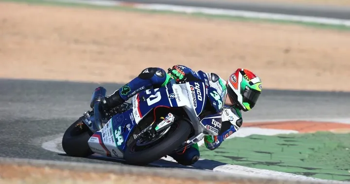 Davide Giugliano, debutto a Cartagena sulla Tyco BMW [Foto]