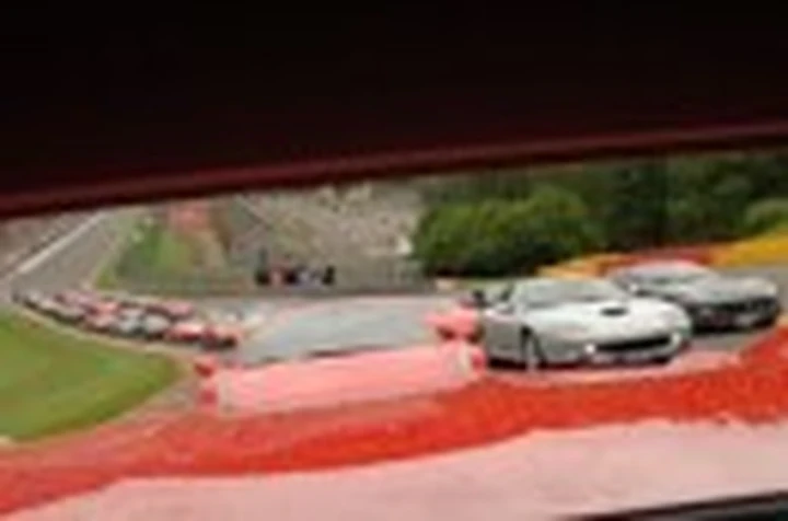 Ferrari: video e immagini dal raduno di Spa